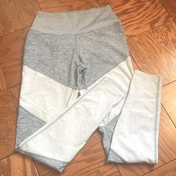 ALO Yoga size Large woman's yoga Leggings - Picture 2 of 9